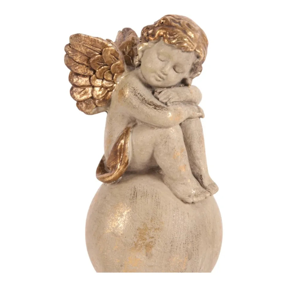 Figuur Slapende Engel op Wereldbol